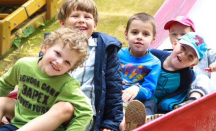 Maxíkova jazyková školka a jesle Holešovice mateřskými školami